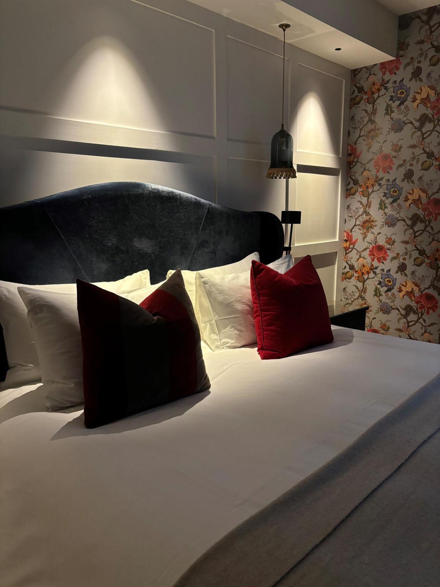 Manor House Lindley Hotell Huddersfield Exteriör bild
