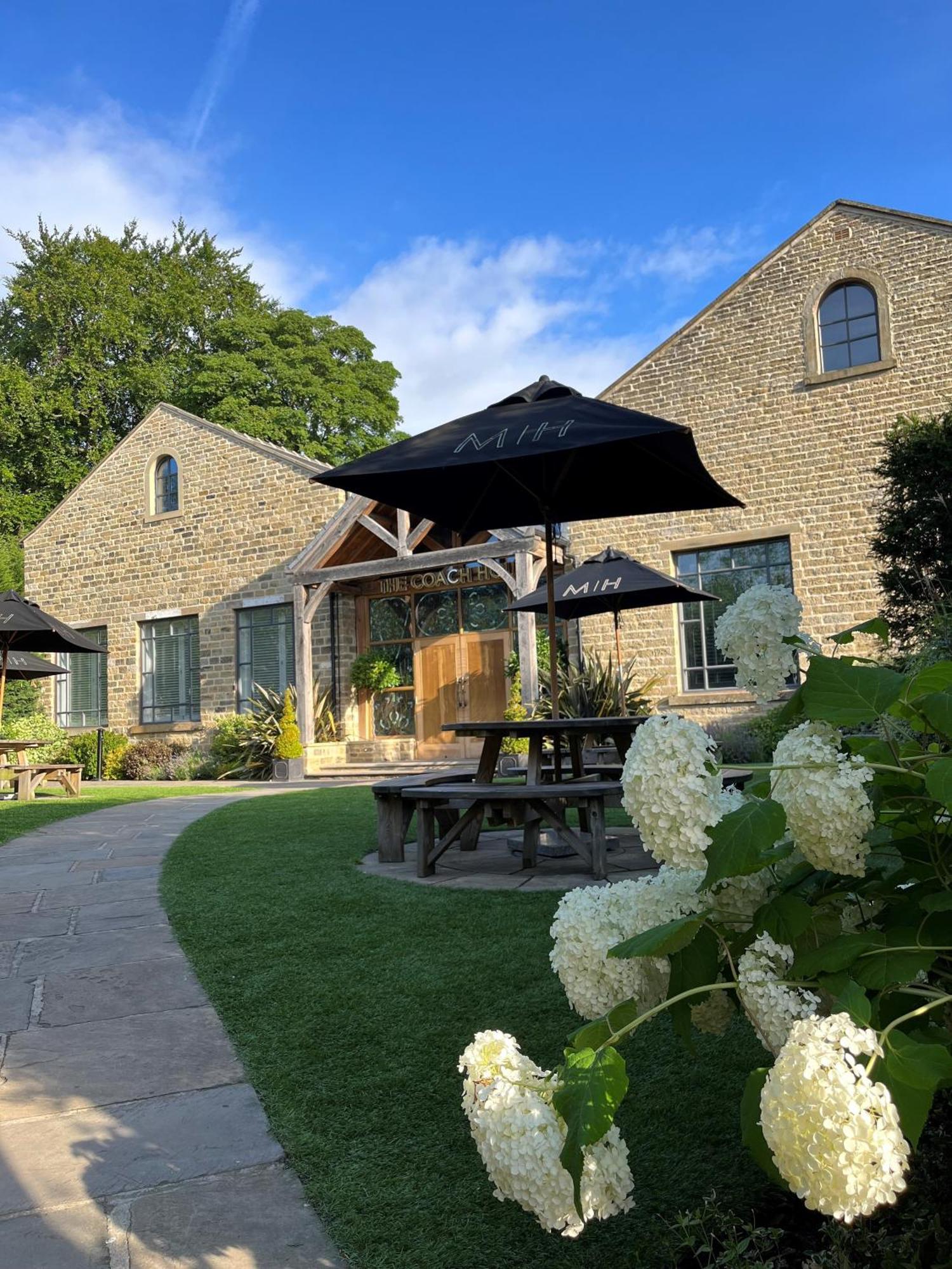 Manor House Lindley Hotell Huddersfield Exteriör bild
